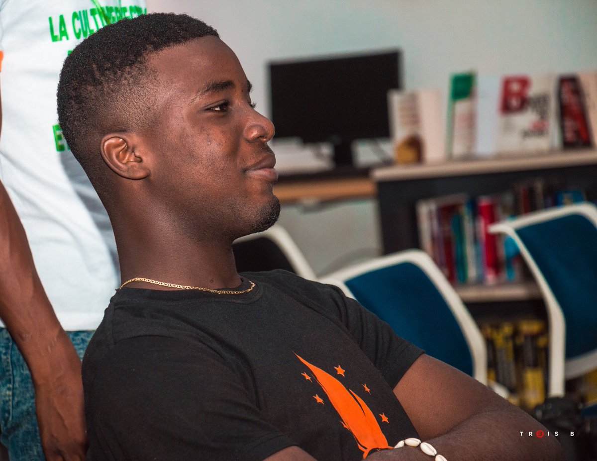 MerveilleMichou's tweet photo. 𝗗𝗲𝗯𝘂𝘁 𝗱𝗲 𝘀𝗲𝗺𝗮𝗶𝗻𝗲 💪🏾
Semaine fructueuse à toutes et à tous ! 🙏🏾💪🏾
📸 : 3B 

#13Apotre #journaliste #BKHM #journalisme #germebilékouby  #motivation #reporter  #MotivationChallenge #nouvellesemaine https://t.co/87gQYcEeuu
