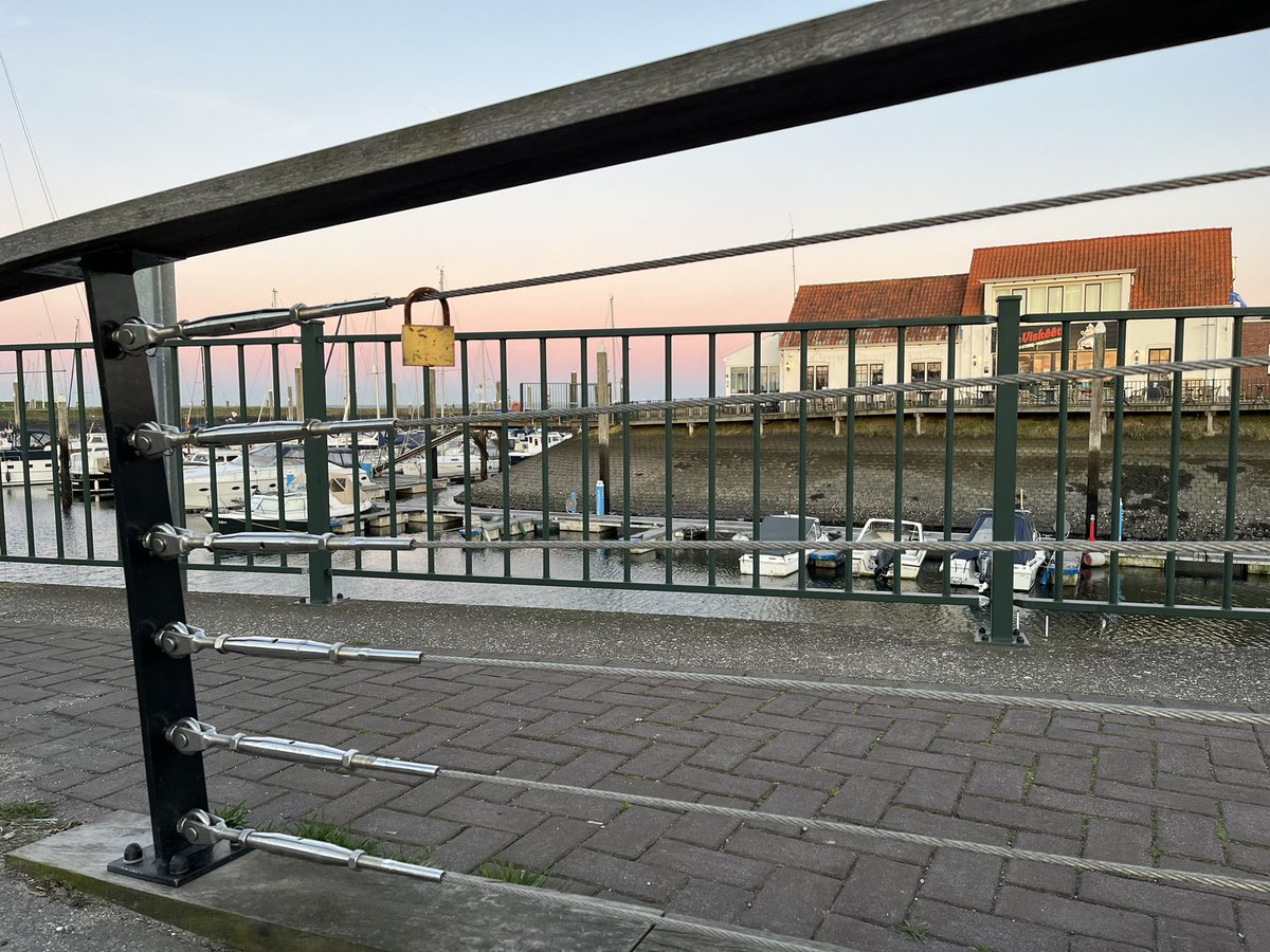 Iemand moet de eerste zijn.