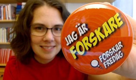 Min skolturné har startat! Det är så roligt att få träffa skolbarn runt om i Sverge och prata om vilka miljöproblem som finns, hur politiker ska kunna ta del av vad forskare vet och vilken kunskap vi kan använda för att göra något åt miljöproblemen. #lånaenforskare #forskarfredag