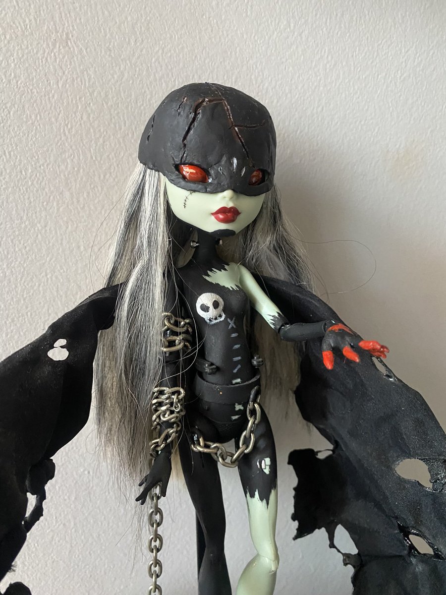 digidolls_es's tweet photo. Esta semana trabajo entera por lo que no puedo seguir haciendo ninguna muñeca. Así que os enseño alguna antigua… ✨ que os parece esta? 😈 Lady Devimon 🖤
#digimonadventure #DIGIMONADVENTURE2020 #Digimon #digimonfan #Digimonseekers #digimonfan #digidolls #ladydevimon https://t.co/0lhOg3ZXJw