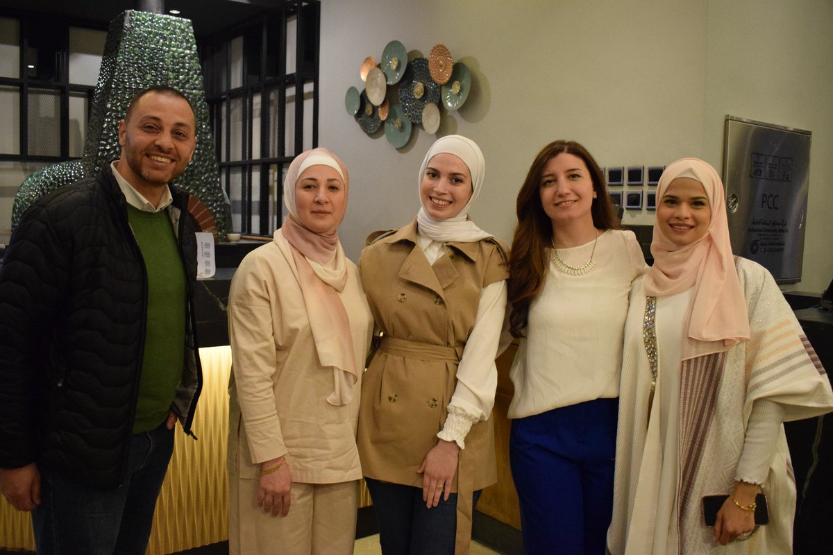 eSenseSoftware's tweet photo. في ليالي شهر رمضان المبارك وبين مدينتي الرياض وعمان، نجتمع أُسرة واحدة على مائدة إفطار eSense الرمضاني.

🙏🏽 تقبل الله صيامكم وقيامكم وصالح أعمالكم https://t.co/ARek0Y2OAh