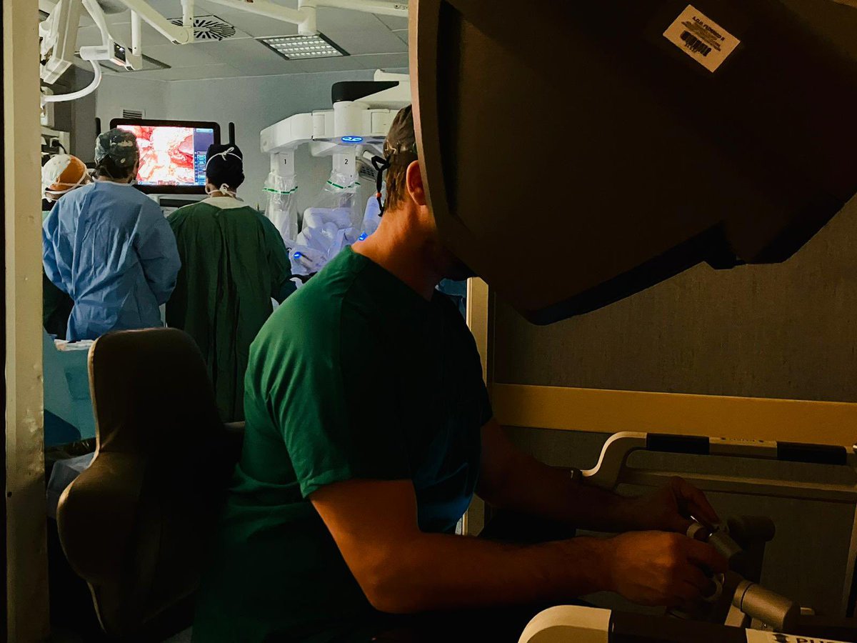 Robotic pancreatic resections @ Federico II University Hospital