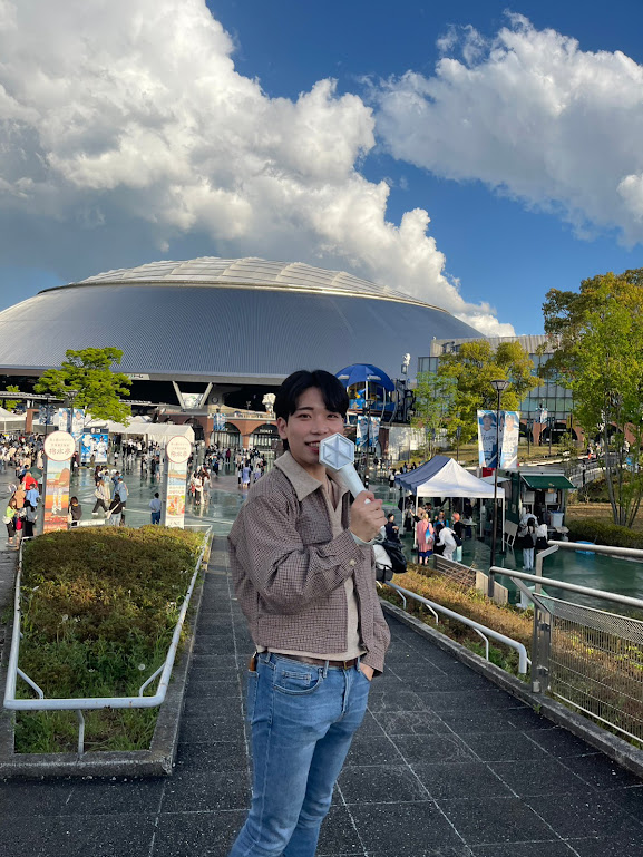 yseph_EXO's tweet photo. Fan meeting in Japan was filled with genuine love and happiness.
I will quote some line, which Chen and Xiumin said on the tree below but anyways!

Our King is BACK!
#EXO #EXOL #weareoneEXO https://t.co/2HxiO1lsIS