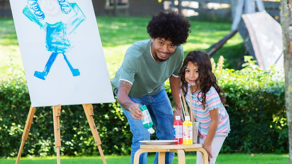 Persbericht: Tussen Kunst &amp; Kidz in het Zuiderzeemuseum, het creatieve doe-evenement in de meivakantie
bit.ly/3KMMyMe