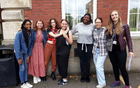 📢 Calling enthusiastic young people aged 16-19 based in #NorthWest England👋

Want to learn more about the ancient world and make new friends? 

FREE places available via our Summer School Bursary Scheme for <a href="/JACTclassciv/">JACTMountClassics</a> lsaclassics.com/bursaries/

🥳Apply: forms.gle/hkdijvS6TSgjwJ…
