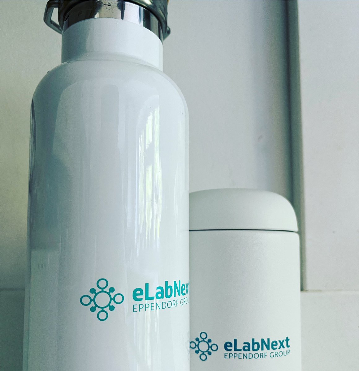 ChemistryChrisA's tweet photo. Squash ✅ Tea ✅ Goody Bags ✅

Off to see our amazing customers in #Cambridge and check out our new office. Have a great day &amp; enjoy the sunshine! ☀️

#biotech #pharma #academia #chemistry #eLabJournal #eLabInventory #elabchris https://t.co/DuQmX50pqp