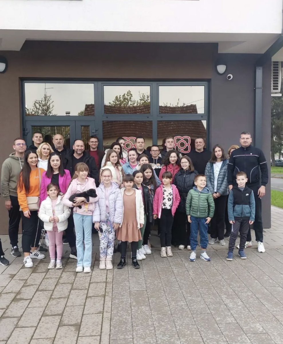 msdsrpska's tweet photo. Успјешно је одржана друга Туцијада у организацији Младих социјалдемокрaта #Srbac и Актива жена СНСД Србац.
Прелијепо дружење, пуно веселих осмјеха и мало такмичења. https://t.co/bWjQovzAEJ