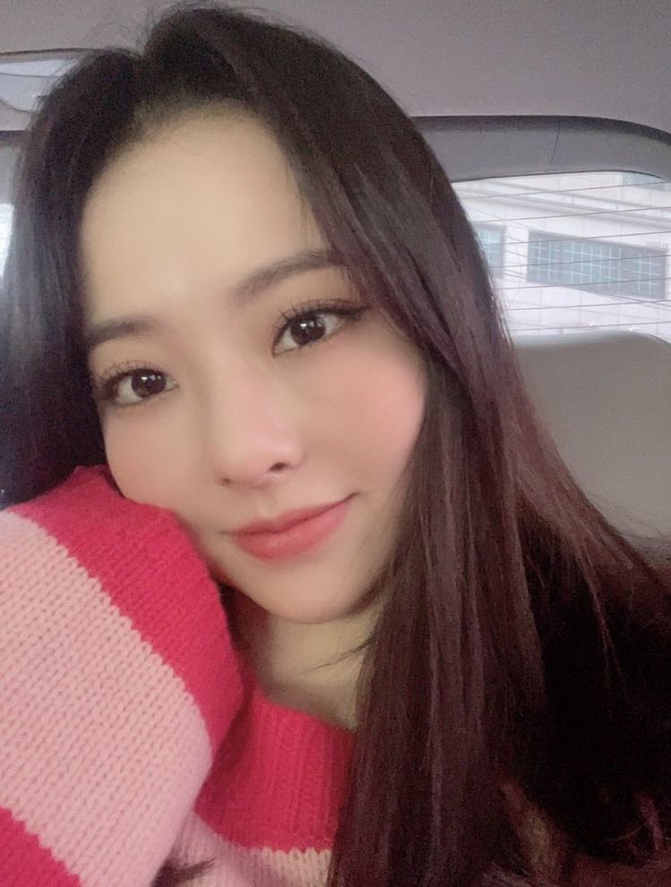 utadaliu tweet picture