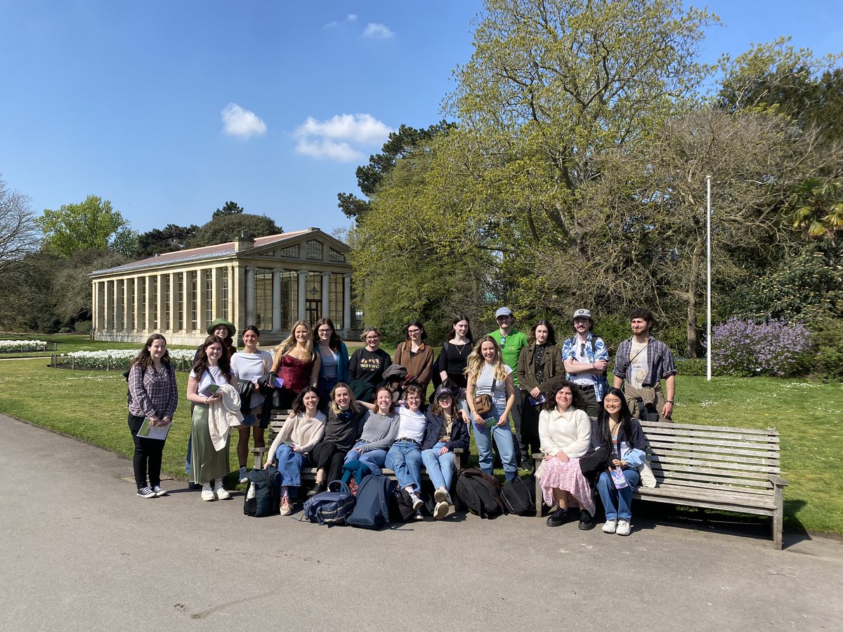 tcdbotsoc's tweet photo. Had the most fantastic day in @kewgardens yesterday for our first ever trip abroad, including an expert tour of the #Herbarium. An unforgettable trip with a brilliant group of plant lovers! 🪴💚☀️🌳🪷 https://t.co/5t8OhCTwfk