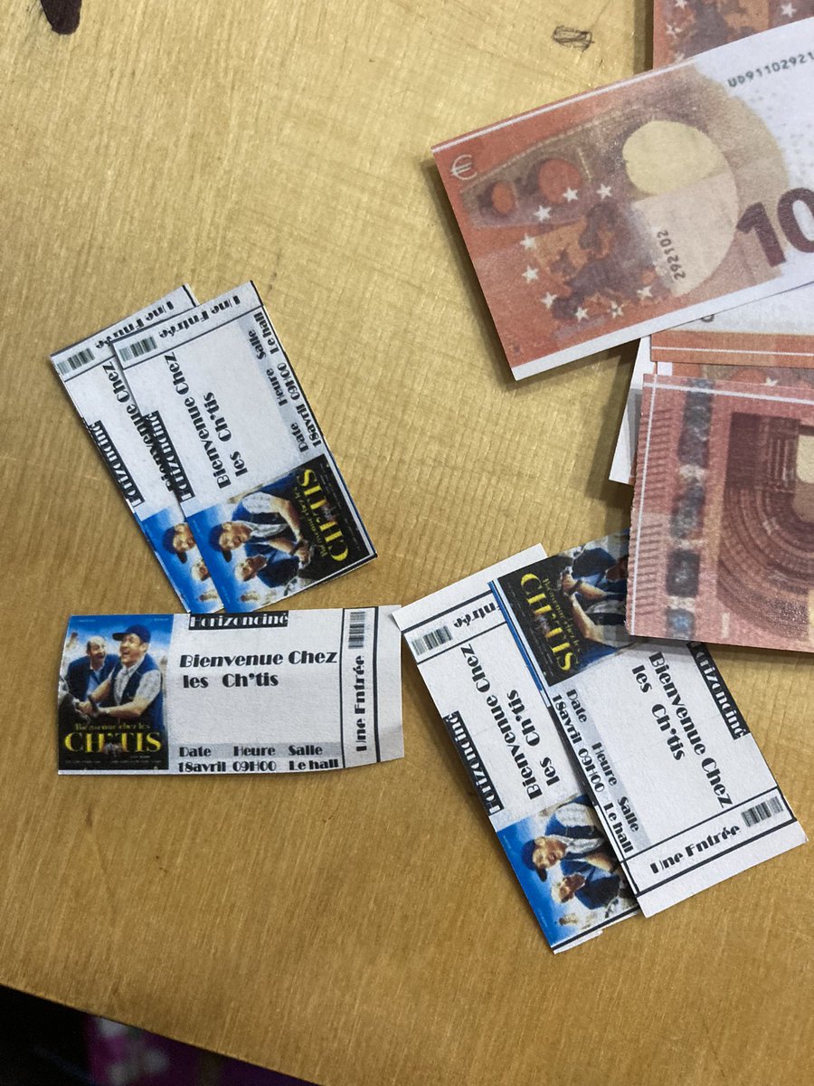 Horizon CC Official on Twitter "Y9 French students enjoying a cinema