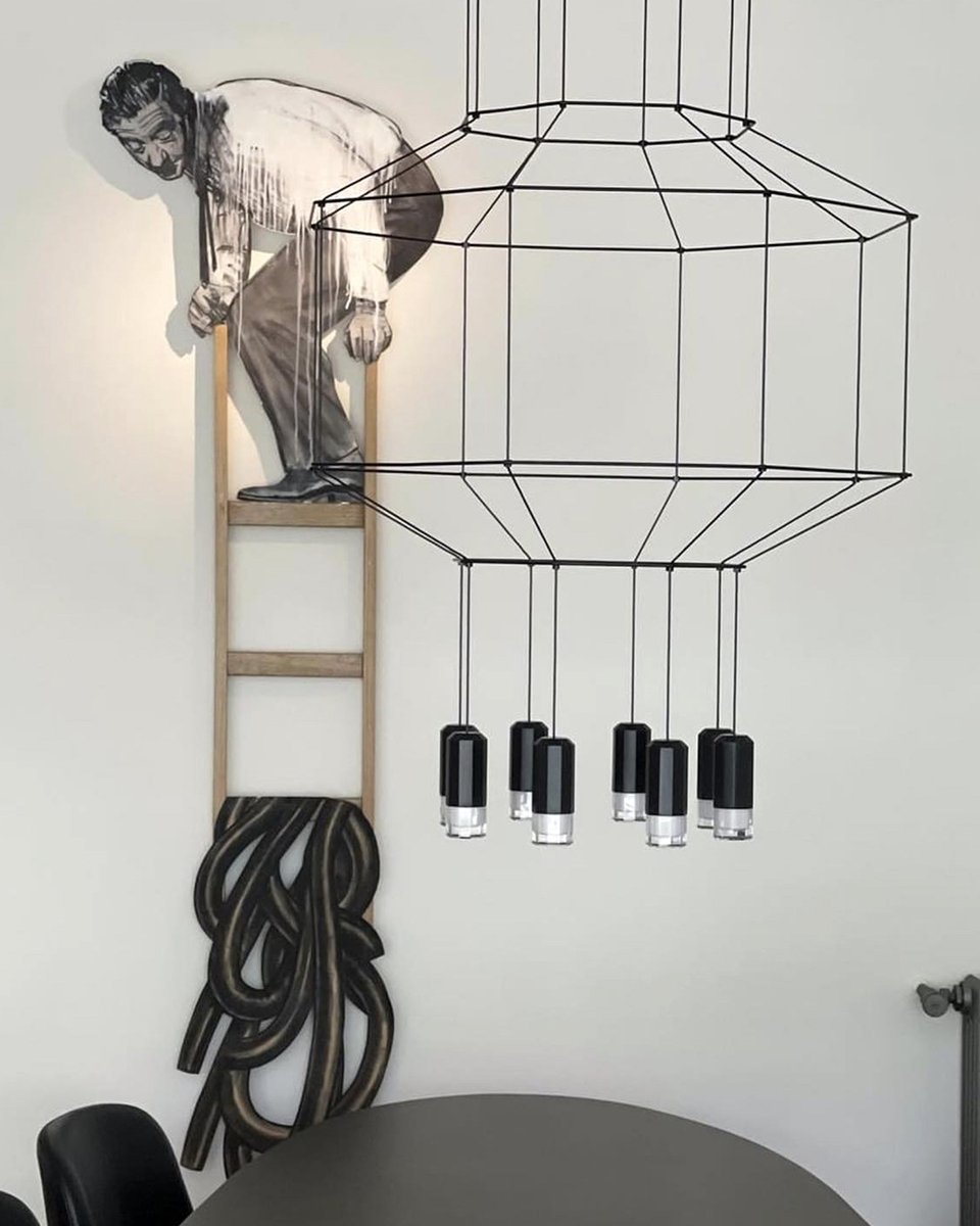 stillucestore's tweet image. Wireflow nasce come un sistema personalizzabile di lampade a sospensione, che mette a disposizione una serie di elementi organizzabili in base alla specificità degli spazi. 
stilluce-store.it/?s=vibia+wiref…
#StilluceStore #VibiaLight #VibiaLighting #Sostenibilità #ArikLevy