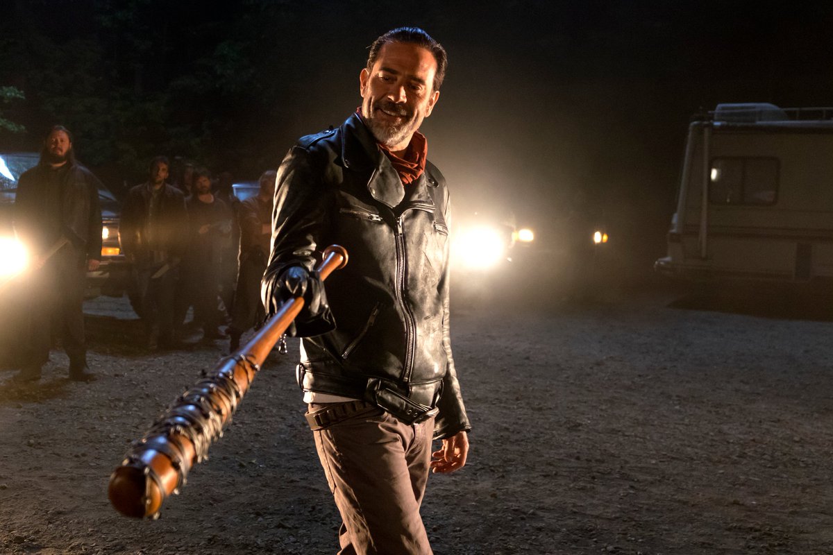 DT2ComicsChat's tweet image. #TheWalkingDead 

The fact that Rick left Negan alive after what he did to Glen and Abraham is beyond me.
#StillNotOverIt