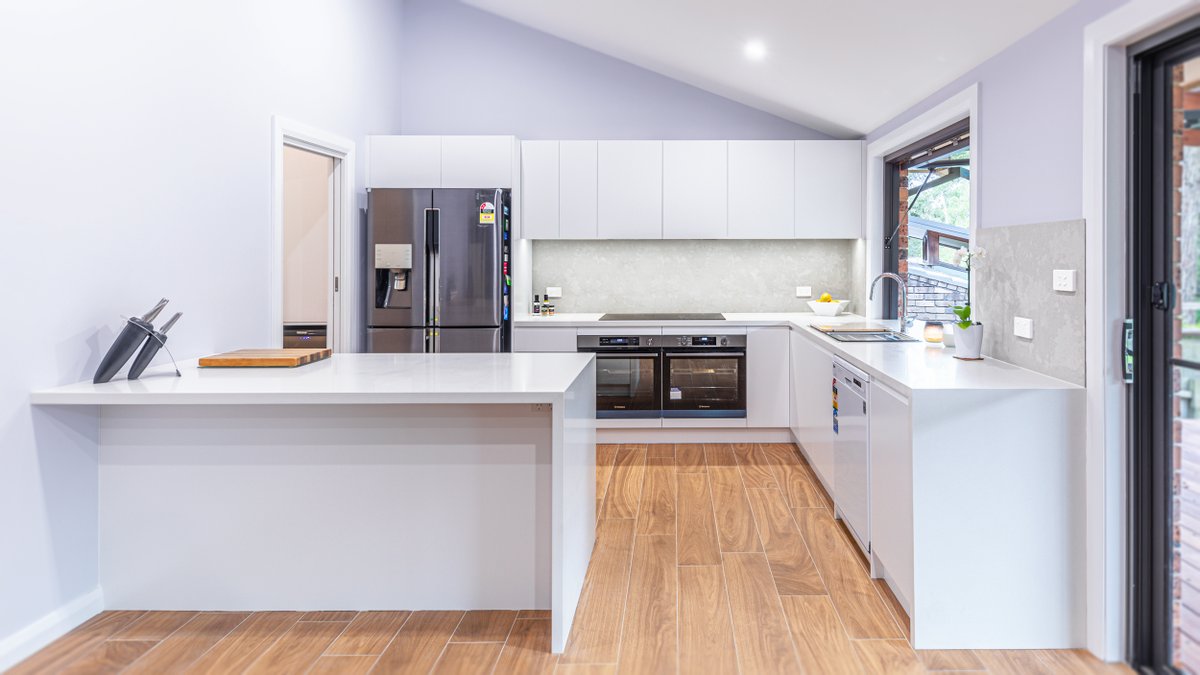 ajbkitchens's tweet photo. Project North Rocks:
#renovation #renovationproject #kitchencabinets #kitchendesign #kitchens #kitchen #kitchenrenovation #kitchenreno #modernkitchendesign #sydneykitchen #sydney #kitcheninspiration #kitcheninspo #kitchengoals #homerenovation #homerenovationproject https://t.co/H39idgUf4Z