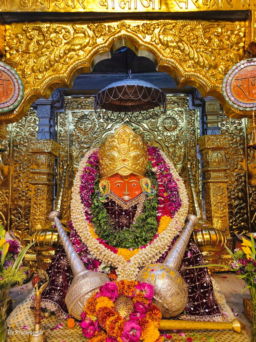 दिव्य दर्शन श्री बाला जी सरकार
श्री बागेश्वर धाम सरकार ग्राम गढ़ा(मध्यप्रदेश)
18-04-2023