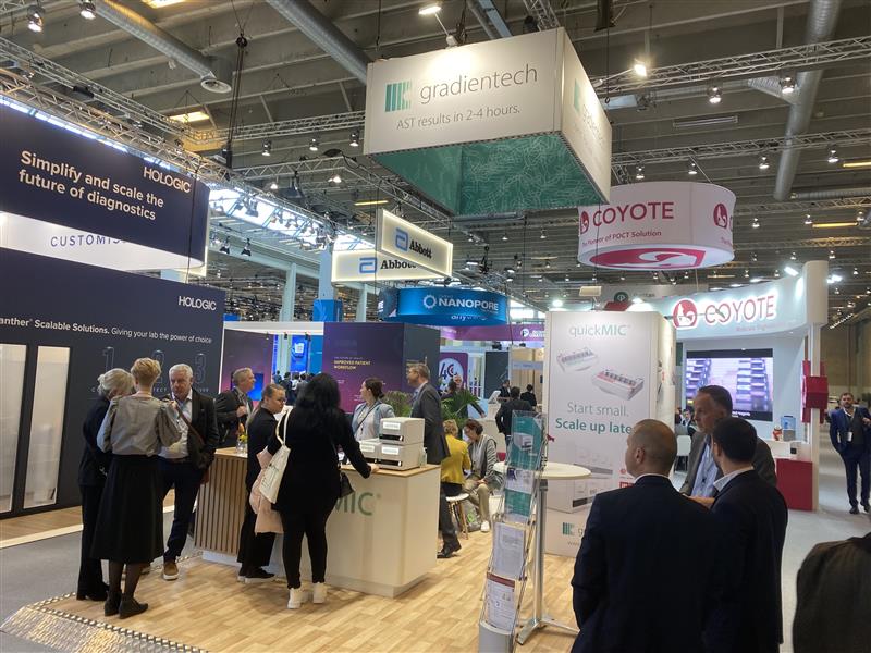 Gradientech's tweet image. #AST results in 2-4 hours from positive blood culture - last day of #ECCMID2023 to visit the #Gradientech booth C4-19 to explore the #quickMIC system IRL! The Gradientech team is looking forward meeting you there!
#sepsis #AMR #fastestonmarket