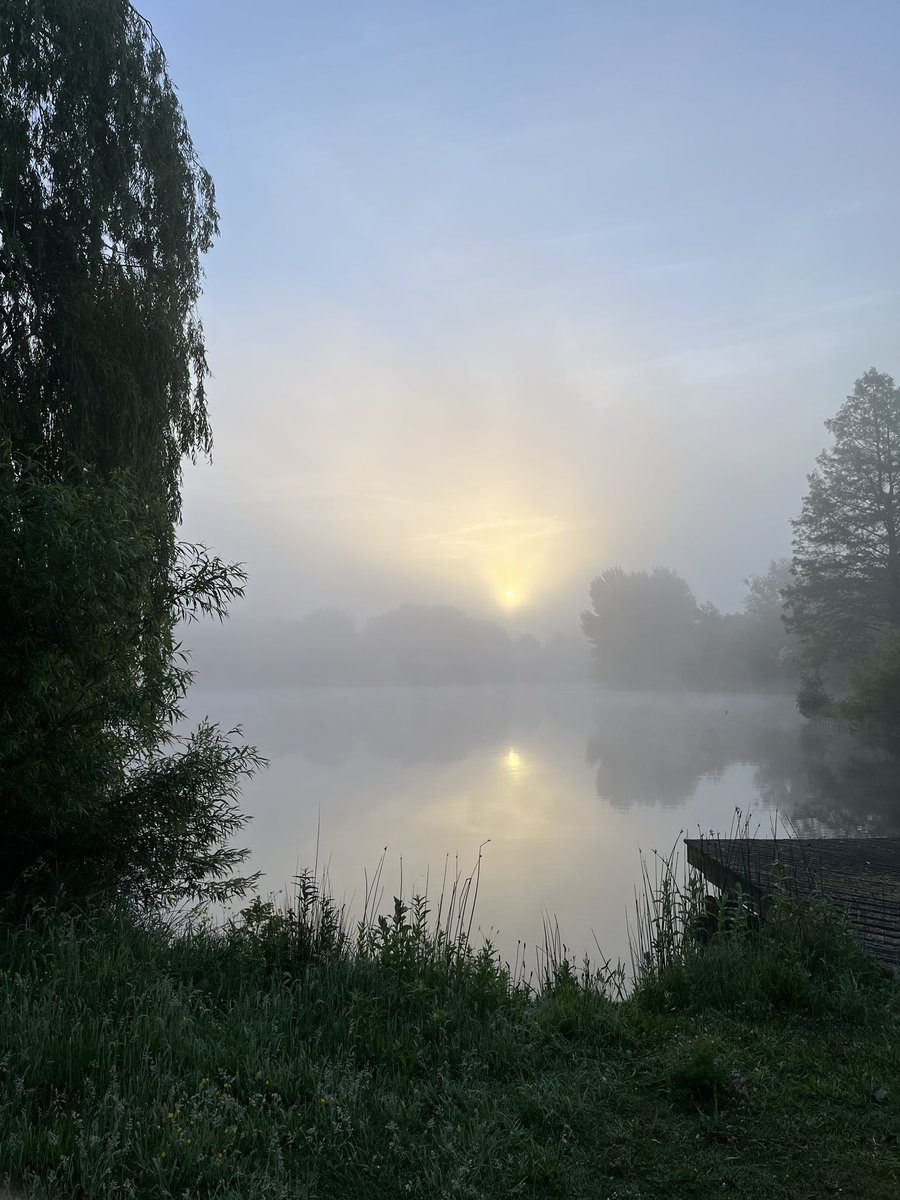 I'm asking those who love the outdoors to post a picture. A picture that YOU took. Just a pic. No description. The goal is to regain peace and harmony without negativity. Please copy the text, put a picture on YOUR page, and let's look at these beautiful pictures. Here's mine