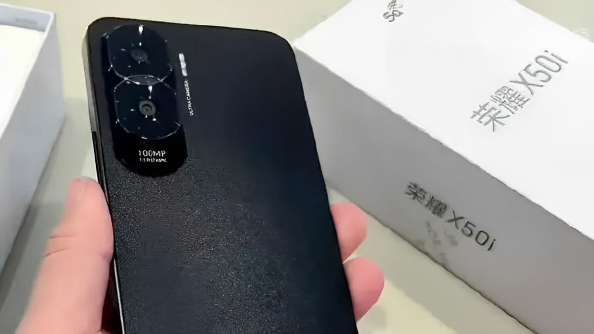 CeotechI's tweet photo. Honor X50i verrà presentato in Cina il 21 aprile
#35W #4500mAh #90Hz #Android13 #Cina #Dimensity6020 #DisplayLCD #GadgetTech #Honor #HonorMobile #HonorX50i #MagicUI7 #MobileNews #Notizie #Novità #SmartDevice #Smartphone #TechNews #Tecnologia #Telefonia
https://t.co/4YcT3V0IlK https://t.co/HpXBUuWvXC