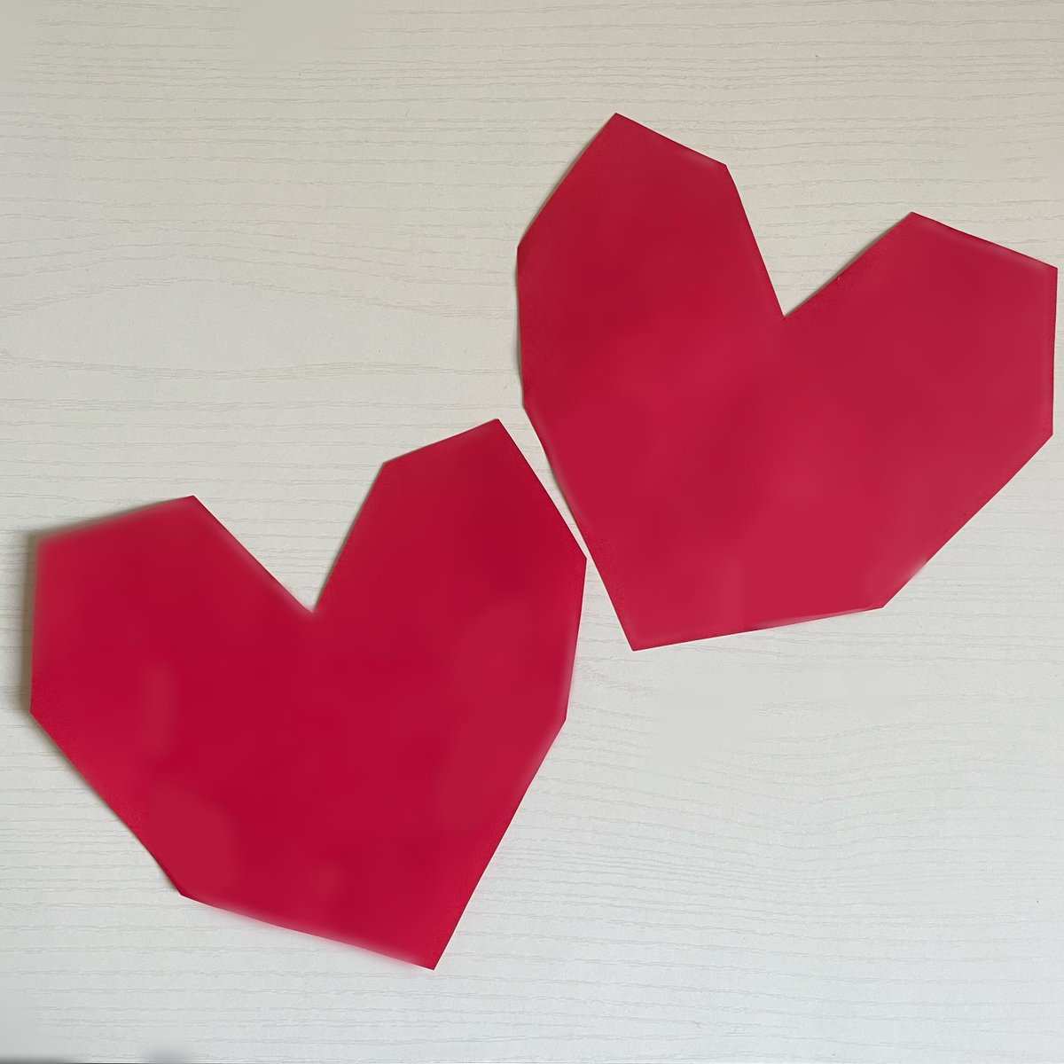 lovelyyungi's tweet photo. MOA !! me and my friends are currently organizing a fan project for TXT in Duluth day 1 !! we plan to fill the venue with tdc : magic hearts during encore ! 

there will be a limited quantity, but we plan to have about 5,000 made !

#TXTinDuluth #TXTWorldTour2023 #TXTDULUTH https://t.co/Qrc3jiJfpL