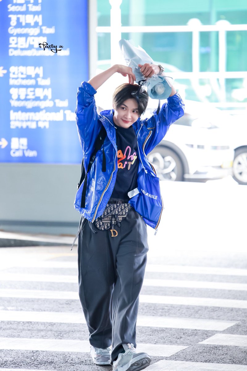 ifaxcyu's tweet photo. 20230417 인천

머리부터 발끝까지 可爱 더더 🤍

#천지안위 #陈建宇 #chenjianyu #チェンジェンユ #boysplanet #보이즈플래닛 https://t.co/Qzvx858Th2
