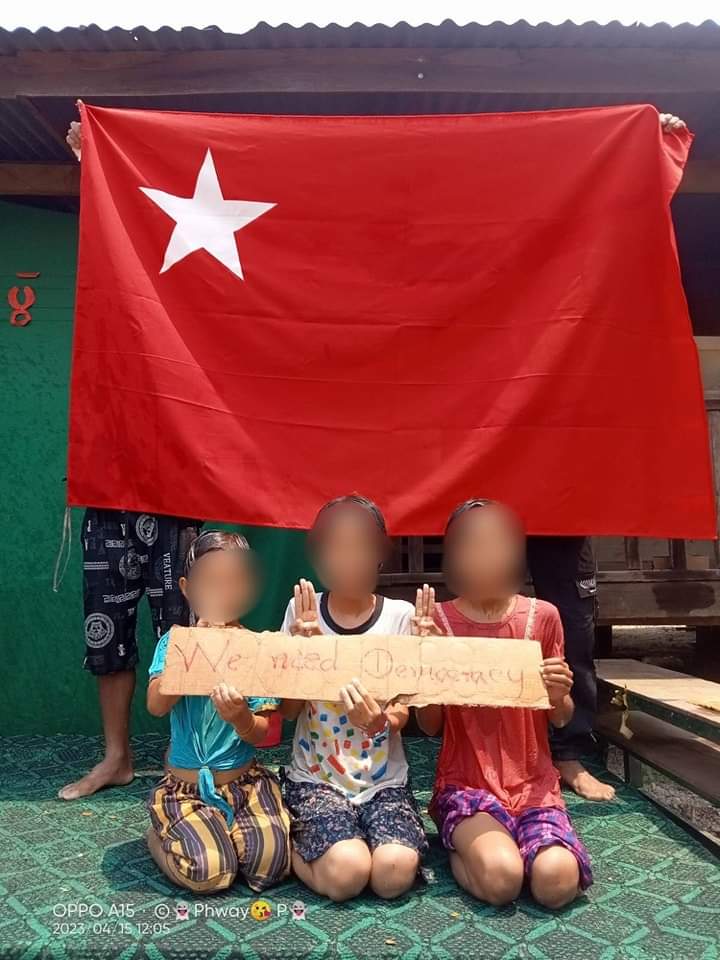 The students from a people's education school in Sagaing Region's #Budalin township joined anti-dictatorship #RevolutionaryThingyan on April 16.

#WarCrimesOfJunta
#2023Apr16Coup
#WhatsHappeningInMyanmar