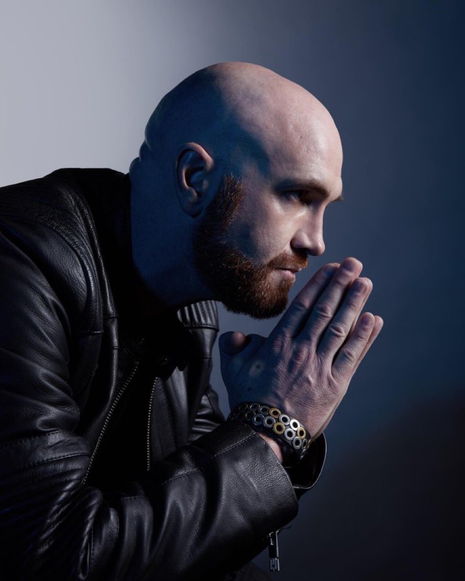 theescript_au's tweet image. I still can’t believe he is gone 🥺