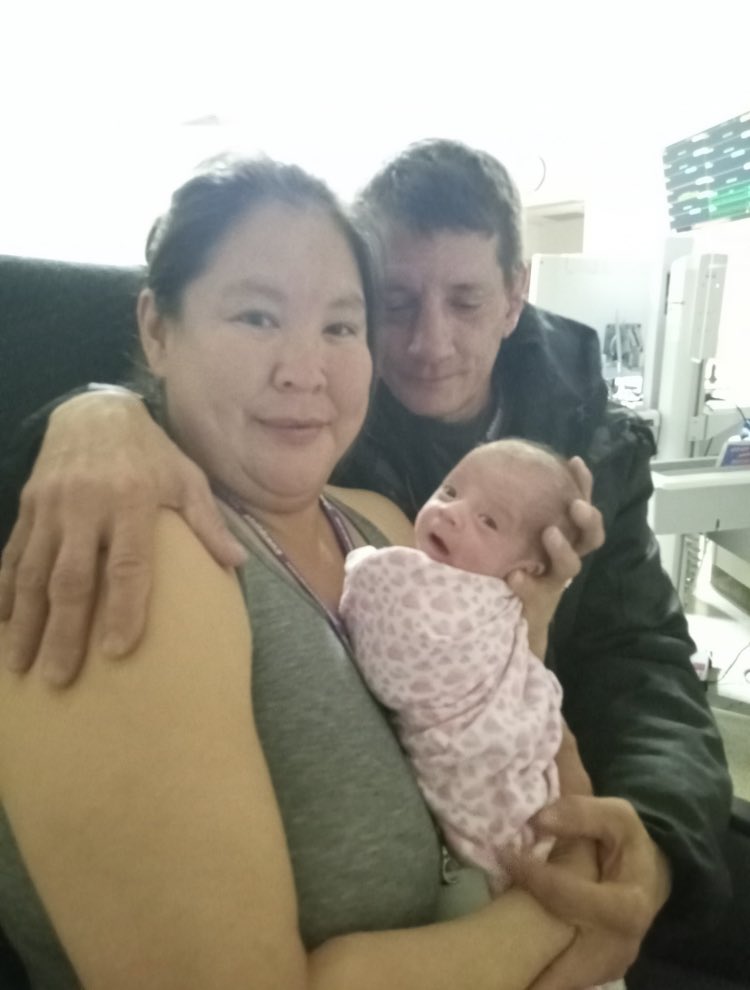 legally_cree's tweet image. This is Sonja and her husband. This afternoon, they had their newborn daughter Amella apprehended at the Victoria General Hospital.  The Hathaways are unhoused and will be camping outside of the @BCLegislature until they have answers #birthalert