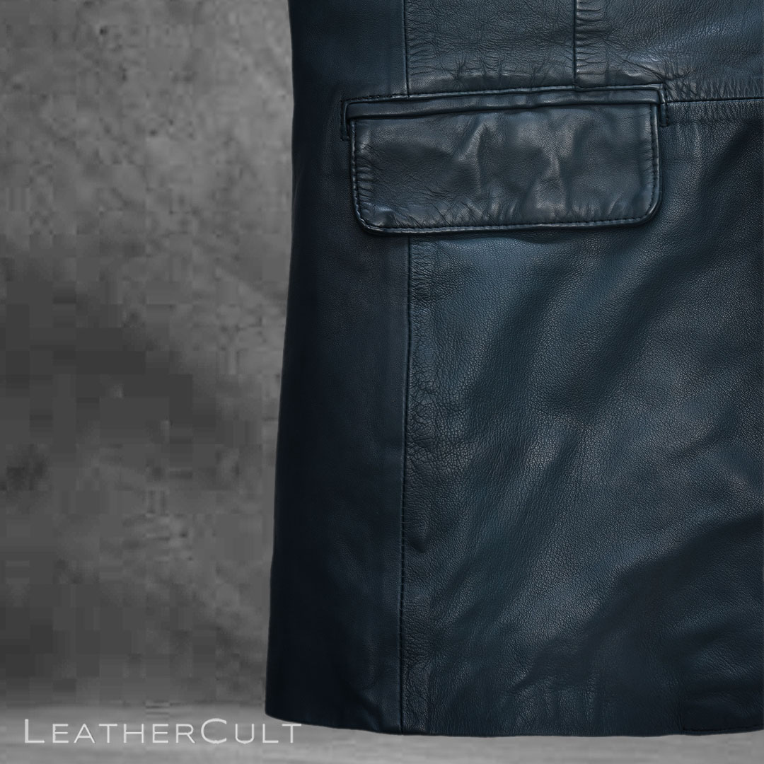 leathercult's tweet image. Express individuality without sacrificing style in our Soft Winsor Blue Washed and Wax Leather Blazer that exudes a polished look to your casual days.

Shop for the blazer here: bit.ly/3oaSJCb

#leathercult #leatherculttailoring #customerorder #leatherblazer #wednesday