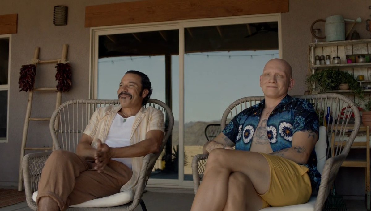 illegal sand mining was not on my #BarryHBO season 4 bingo card but im obsessed with the noho hank/cristobal plot to build a transnational sand mafia