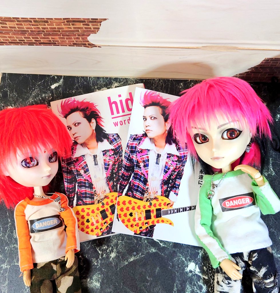 Ritzhideto1123's tweet photo. ゲッチュー(σ´∀`)σ!!
カラー版とモノクロ版♡
#hide #wordFILE https://t.co/bagi9IReap