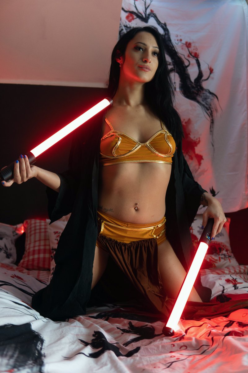 Hi, I'm MischelDark. 

🔥 Ready for an adventure? Subscribe now for exclusive content!

💙Visit her profile >> kingdom.onlycos.com/mischeldark

#cosplaycommunity #cosplayphotography
#cosplaygirls