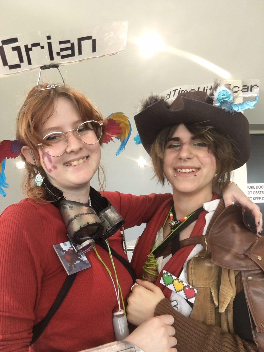 Solar_live_101's tweet photo. The Goldcoast Supanova convention was awesome!! Everyone was so nice!! Thankyou for making cosplay worth it 
#HermitCraft #HermitCraftcosplay #cosplay #lifesmp #GRIAN #gtws #redwinter #ethoslab #bdouble0 #limitedlife #DoubleLife #3rdlife #LastLife #empiressmp https://t.co/Dcmu2oOsPd