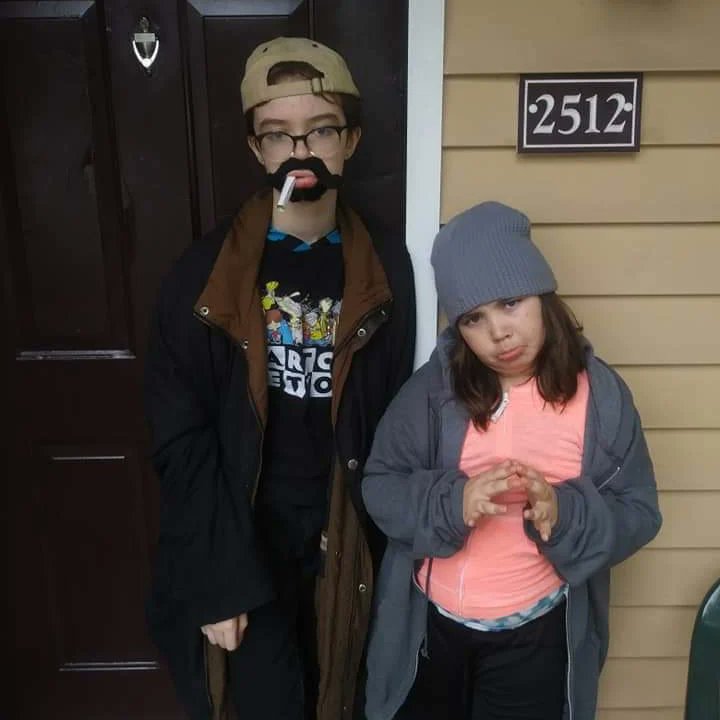 When my kids dressed like @ThatKevinSmith and @JayMewes because...it's awesome.