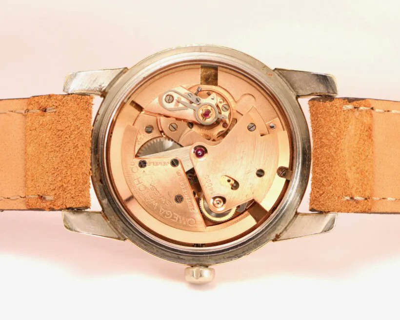 buzzufy's tweet photo. ⭐️ The first automatic watches and brands produced years ago 👇
https://t.co/nBn1VQxMUA 

🧐 Subscribe to our blog and get the latest news now!

#watchmakertools #watchmaker #buzzufy #watches #watchtools https://t.co/IbRLQeoTXg
