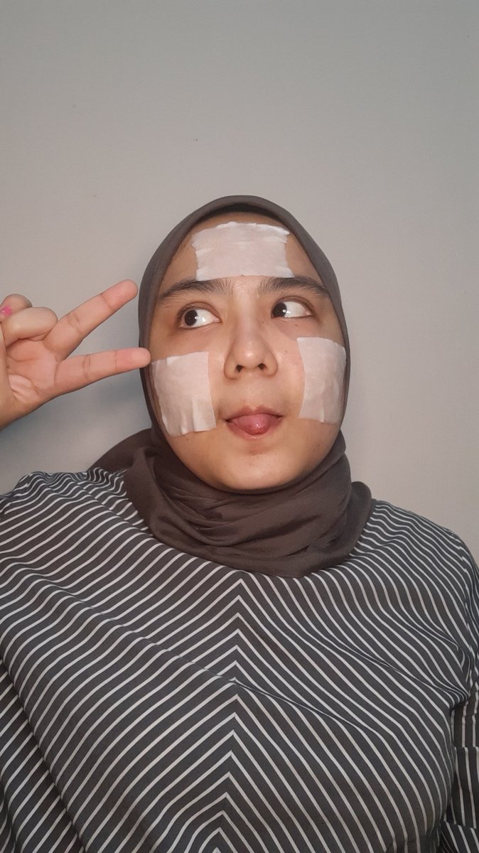 Kifvania's tweet photo. Setelahnya kulit bener2 adem,lembut dan halus kali. Kalian wajib cobain dehhh https://t.co/ZSsbmlnH73