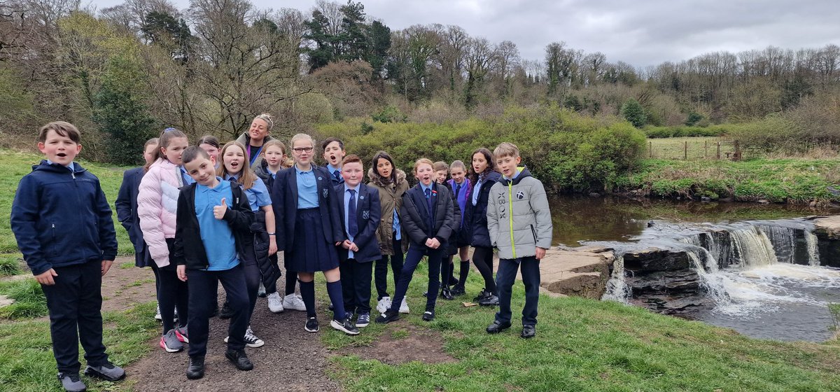 CalderFriends's tweet photo. Lovely morning with the p6'from @highblantyreps1 yesterday. Many of these kids were involved in the @WoodlandTrust #GreenTreeAward several years ago. Great to see them still appreciating our Calder. Lots of chat about #litter. Clever kids don't want it in the river @KSBScotland https://t.co/glPCbLFBpj
