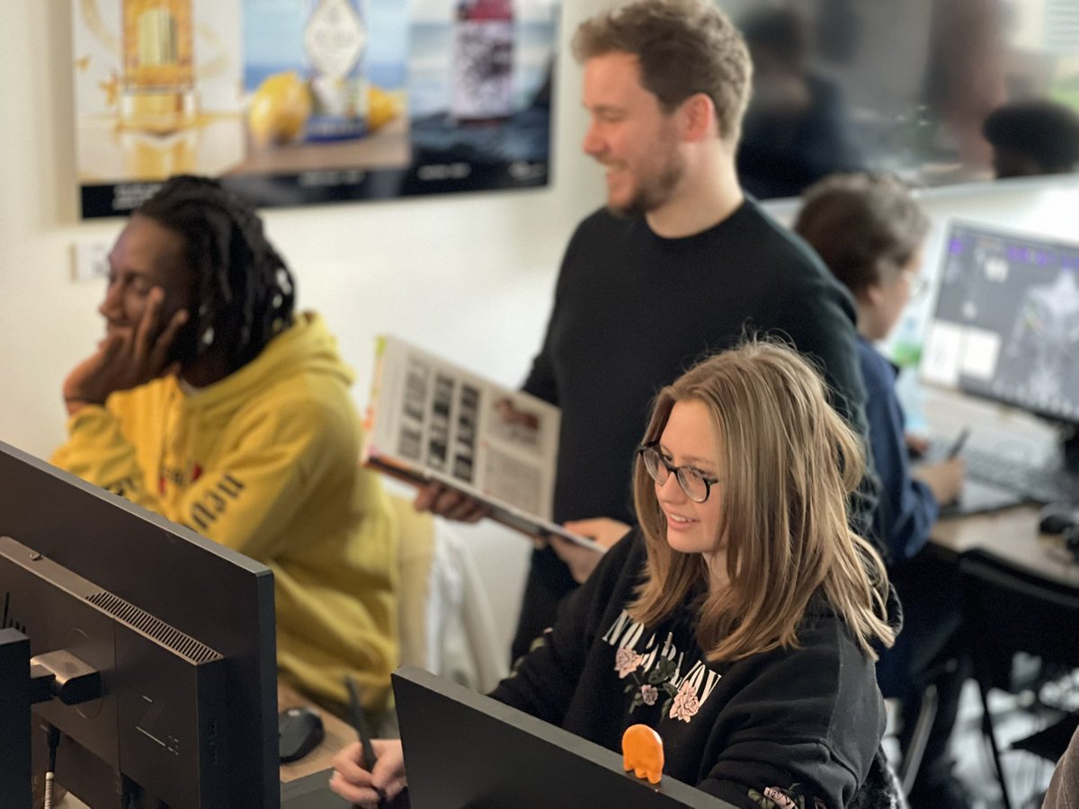 vfx_workshop's tweet photo. Pendant ce temps, chez nos étudiants en première année… 😊 #3dsculpting #3dsculpt #zbrush #zbrushsculpt #3dschool #3dstudent #vfxschool #vfxstudent #vfxworkshop #ecole #vfx #paris15 #welovevfx https://t.co/b6Xj53cr98