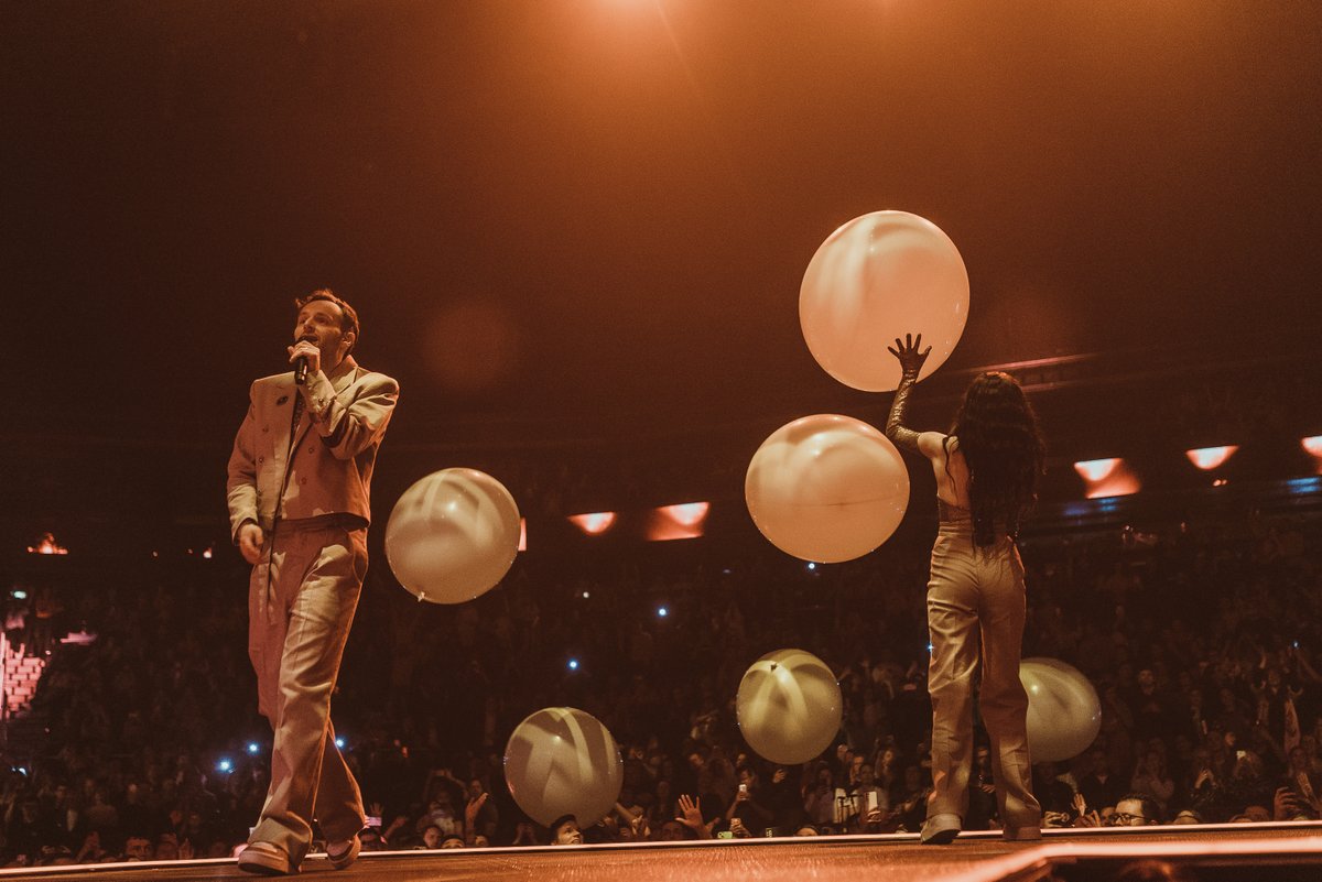 <a href="/SistersOnWire/">SistersOnWire</a> gave the audience unforgettable memories last Friday. Take a look at some moments from this concert! 💫