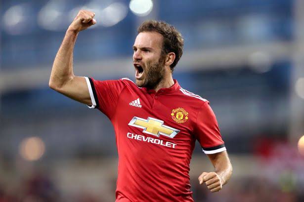 Tuesday 28th January 2014, I was having a new jersey for Juan Mata. That was his debut day for the great Manchester united. At exactly 3pm, I met the men in blue.. I was taken to Kondele police cell, at 6, food was served... Gladly I got out at 9pm, rushed to the hall & watchd..