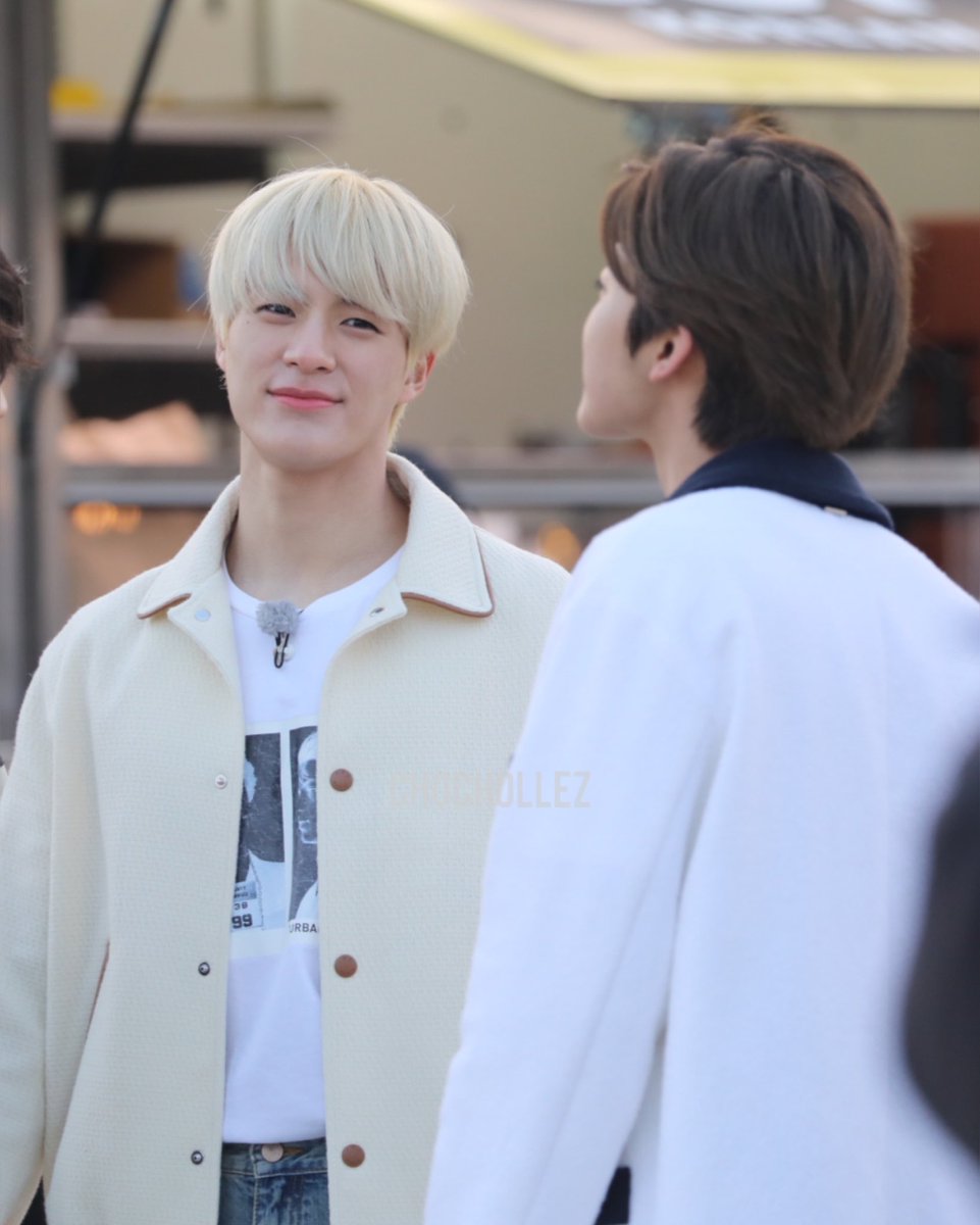CHOCHOllEz's tweet photo. 230417 

🐶🐰

#제노 #JENO #재민 #JAEMIN #NCTDREAM https://t.co/EOZbO3uWCn