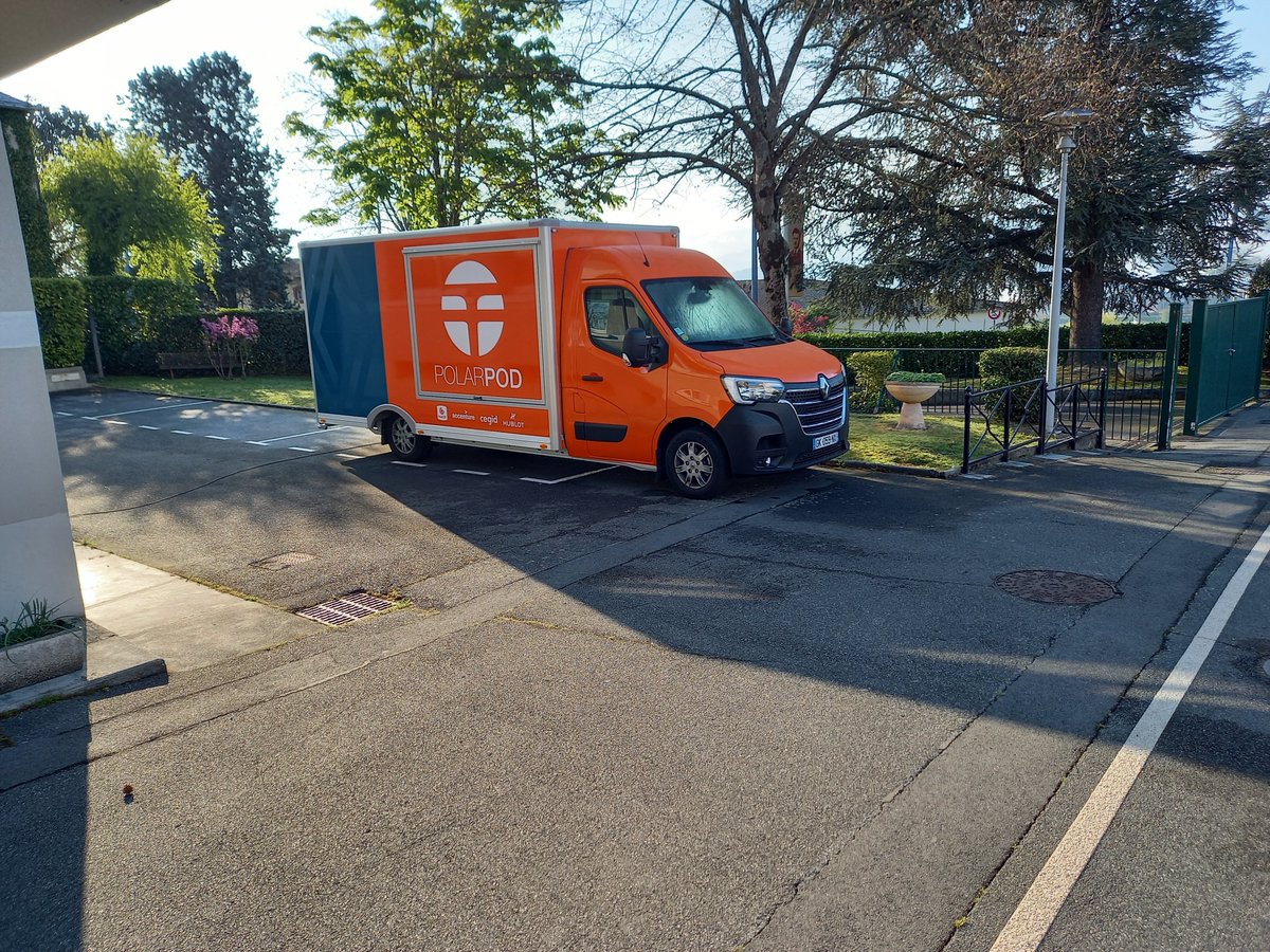 decool_michael's tweet image. Un très grand plaisir d&apos;accueillir dans le #comminges le Polarpidibus. Un plaisir partagé par les écoles de notre réseau @DSDEN31 @eddtoulouse