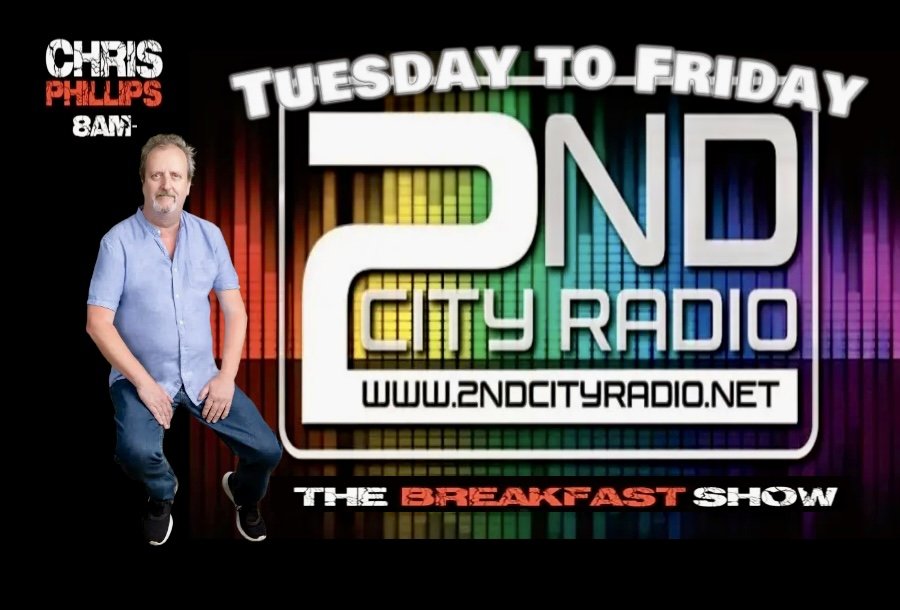 Live now with Chris Phillips on 2ndcityradio.net @thefreds @djdurrant @mandyeap @theatreluvvie @holisticentre1 @kittiekat09 @secondcityradio