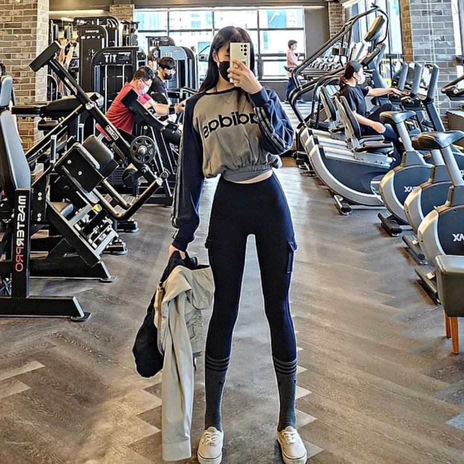 The tenderness of leaves (@michell73639109) on Twitter photo 