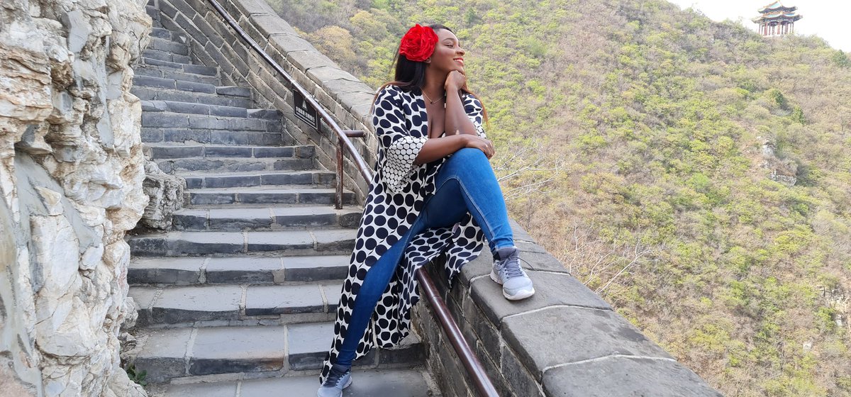 tisyamukuna's tweet image. #RDC #Chine
Jour 1: Découverte
-
Rencontre des représentants africains et le ministère des affaires étrangères chinois ainsi que le département des affaires internationales de la fondation Soong Ching Ling.
Visite de la Grande Muraille de Chine: heritage culturelle et historique.