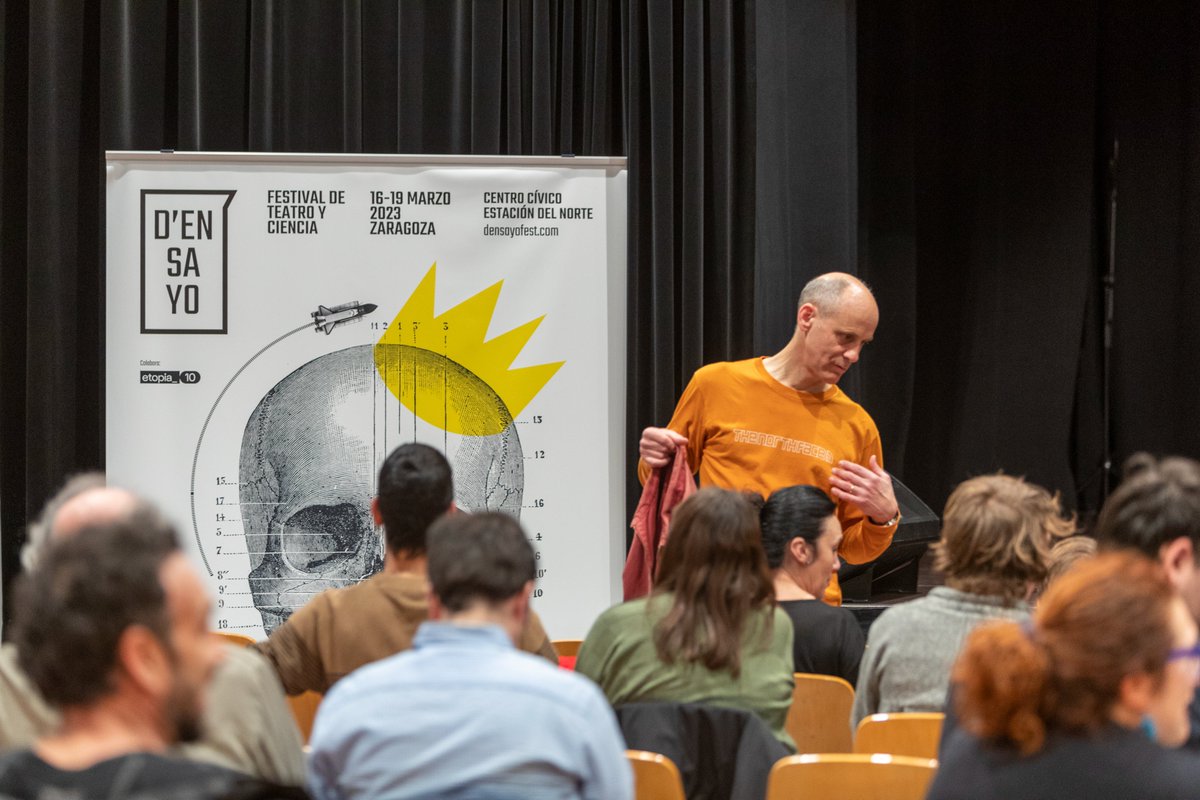 Y después de ver las obras, el 80% del público dijisteis que habíais aprendido algo nuevo y que os gustaría ver más. Venís con buena predisposición hacia la ciencia y eso nos gusta. La mayor parte vivís en Zaragoza y casi la mitad tenéis entre 30 y 50 años. Gracias por estar ahí!