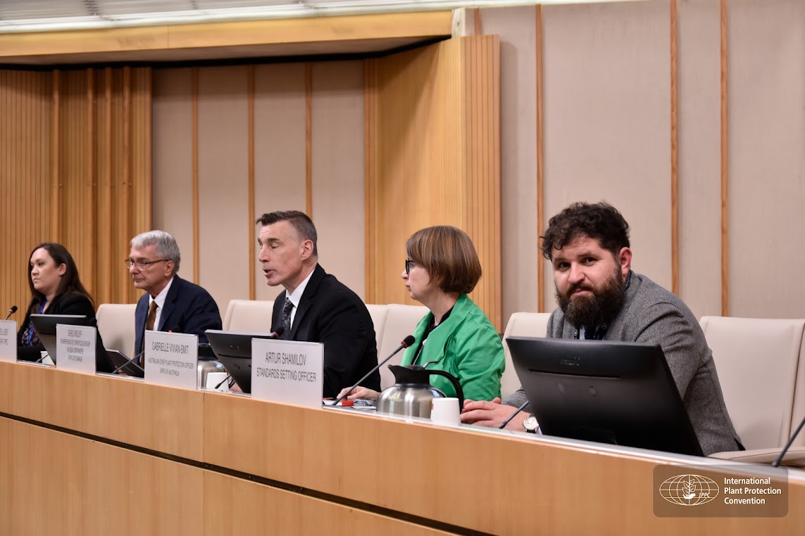 Recently Lars Kjaer shared liner shipping's work to protect the supply chain from contaminating pests <a href="/ippcnews/">IPPC | International Plant Protection Convention</a> 17th Session of the Commission on Phytosanitary Measures (CPM-17) hosted by FAO in Rome. #cargosafety
<a href="/BIC_NGO/">BIC</a>  <a href="/Container_Assn/">Container Owners Association</a> IICL
Read more: ecs.page.link/BpFRG