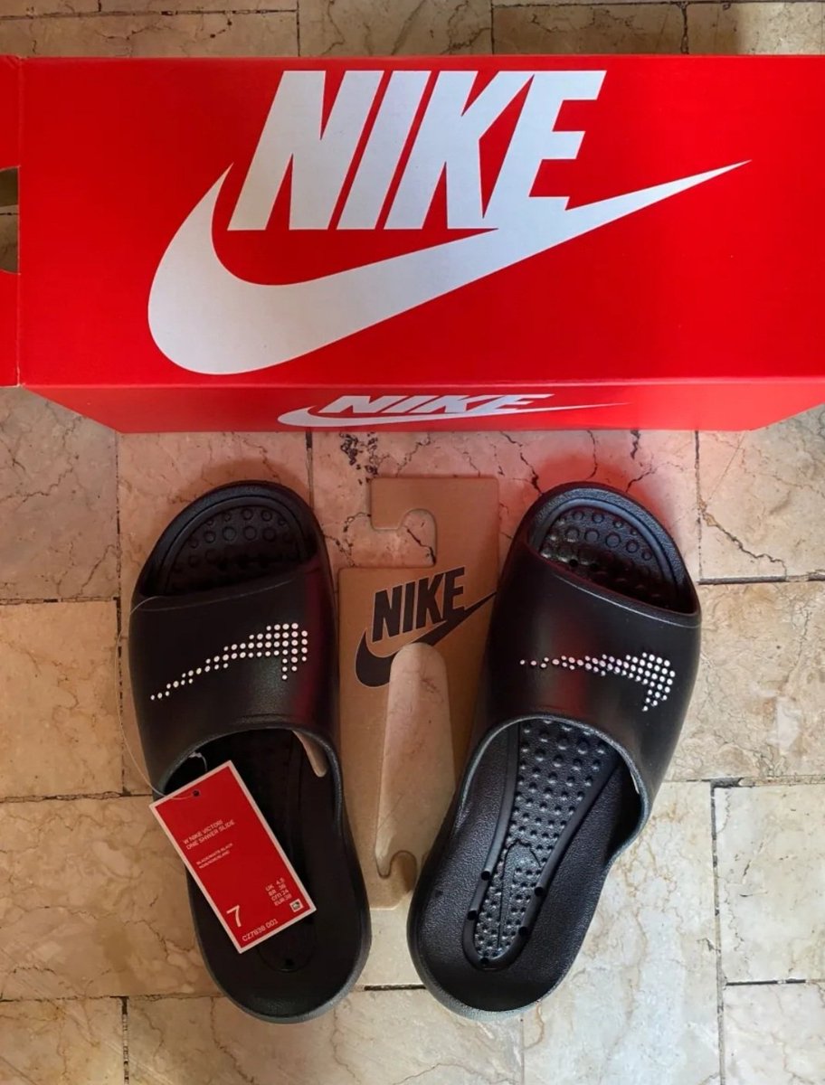 Unboxing📦 Nike✔ Victori One Shower Slides #nikeph #nikemen #nikewomen #nikeslides #nikesale #lazadaph For men & women 🔥Buy now for P1,145 only 🔥 🛒 for men👇 s.lazada.com.ph/s.hcTKl?cc 🛒for women👇 s.lazada.com.ph/s.hcT9p?cc