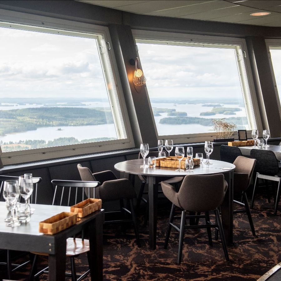 Oletko jo varannut vapun herkuttelut? Katso ravintoloidemme vaihtoehdot ja varaa pöytäsi pian! #ravintolamestarit #maukkainelämys #vappu - mailchi.mp/ravintolamesta…