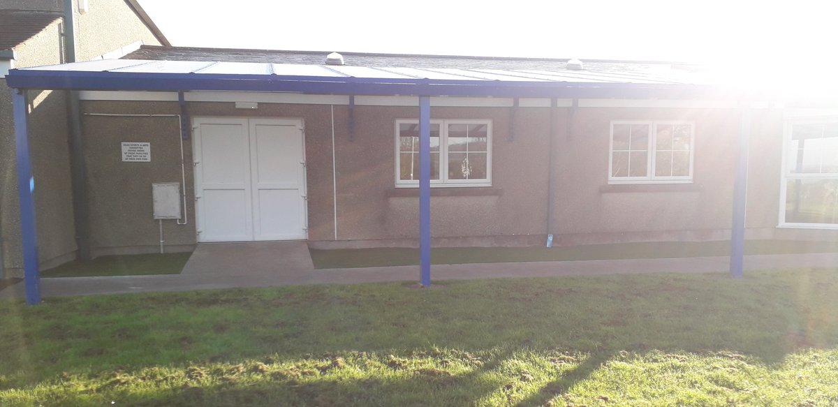 DeanCESchool's tweet photo. We are really pleased with the canopy and artificial grass area at the front of school. The School council came up with the idea. Big thanks to @Buzz_Grass and POD UK for their generous donations of materials and time. Thanks to the LGB members that helped too. https://t.co/DHpsivM915