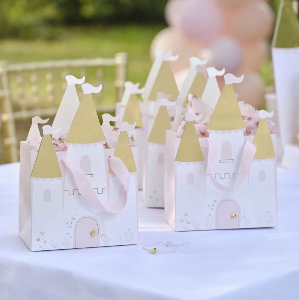 🏰 Princess Party! 🏰

Perfect for filling with an array of treats and gifts, take a look at these Princess Castle Paper Party Goodie Gift Bags now available at Luck &amp; Luck.

🏰 Shop: bit.ly/3L7RFbn

#luckandluck #partyshop #partysupplies