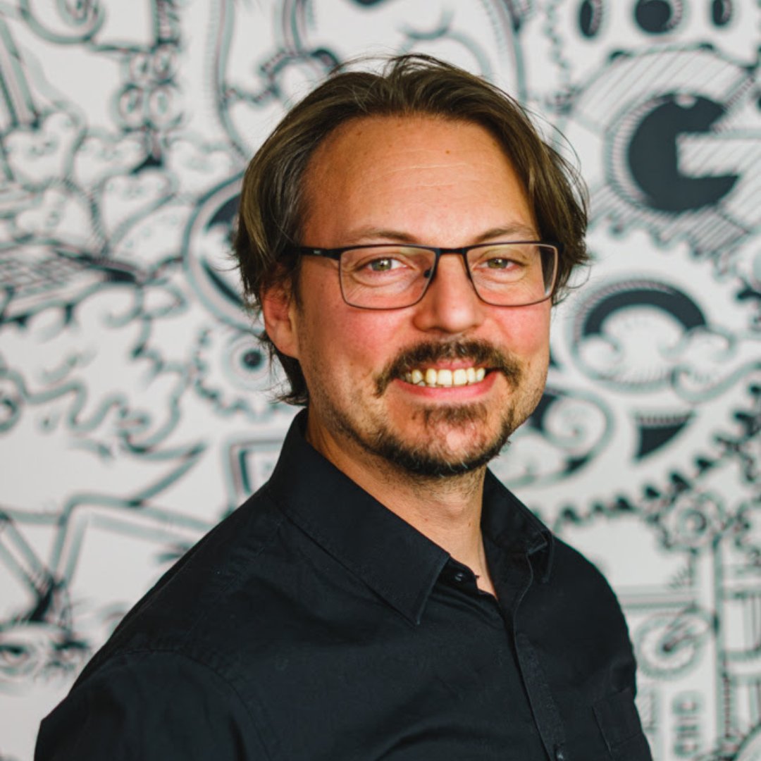 Dragon Coworking 🐉 (@dragoncoworking) on Twitter photo Our OG Dragon Neil sat down with us to share what he gets up to with <a href="/ClockworkMoggy/">Clockwork Moggy</a> and his favourite things. (Full interview on Faceboo!k).
Q, Fave comfort food?
A - Pizza! ideally with chilli's, pepperoni and anchovies.
Q, Fave film?
A - The John Wick films are awesome. Our OG Dragon Neil sat down with us to share what he gets up to with <a href="/ClockworkMoggy/">Clockwork Moggy</a> and his favourite things. (Full interview on Faceboo!k).
Q, Fave comfort food?
A - Pizza! ideally with chilli's, pepperoni and anchovies.
Q, Fave film?
A - The John Wick films are awesome.